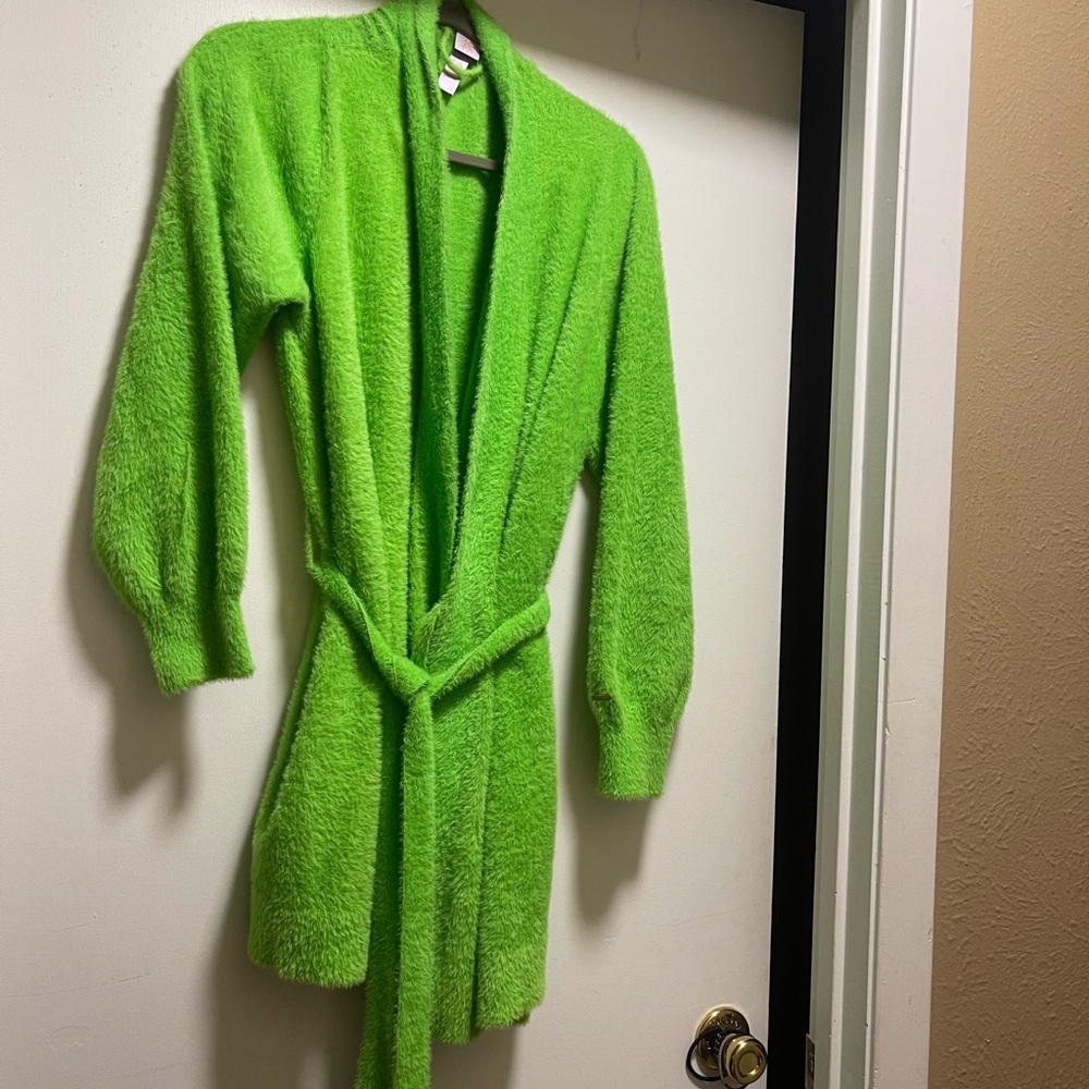 Fenty Savage X green Robe